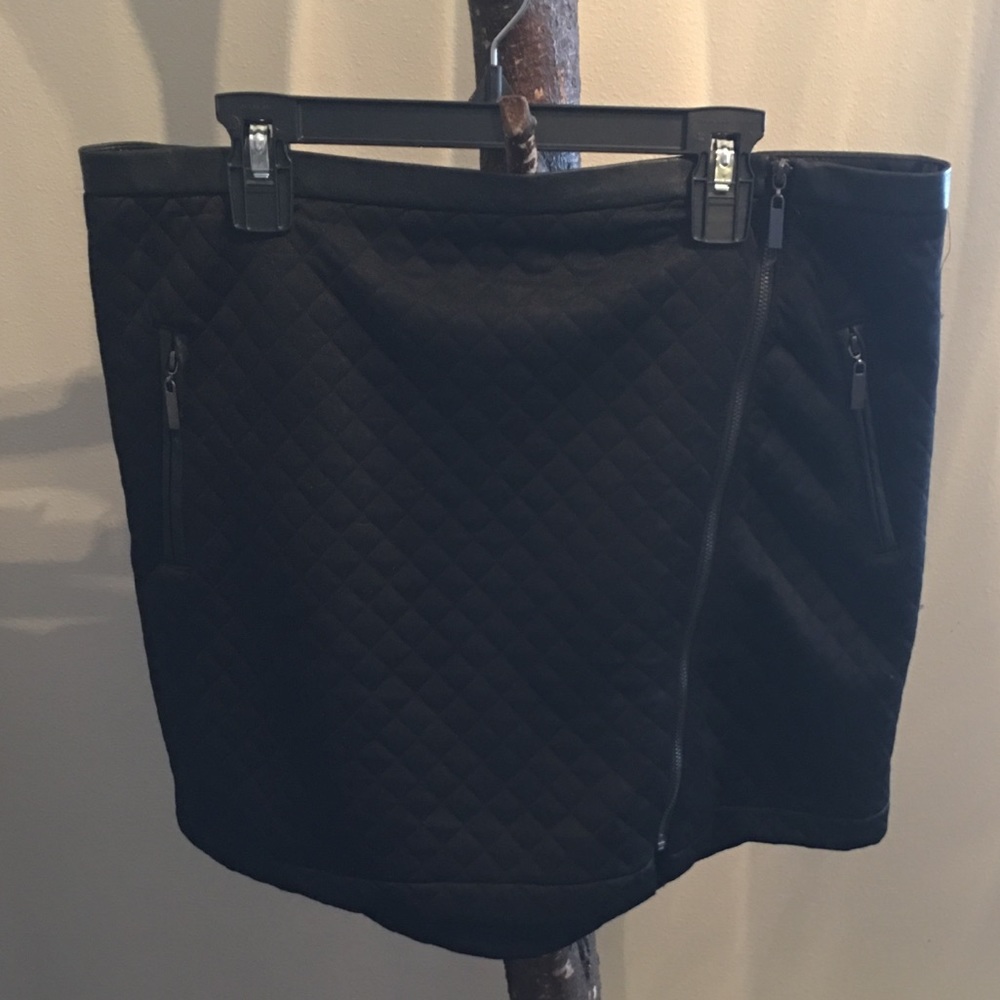 Willow and Clay Quilted Mini Skirt